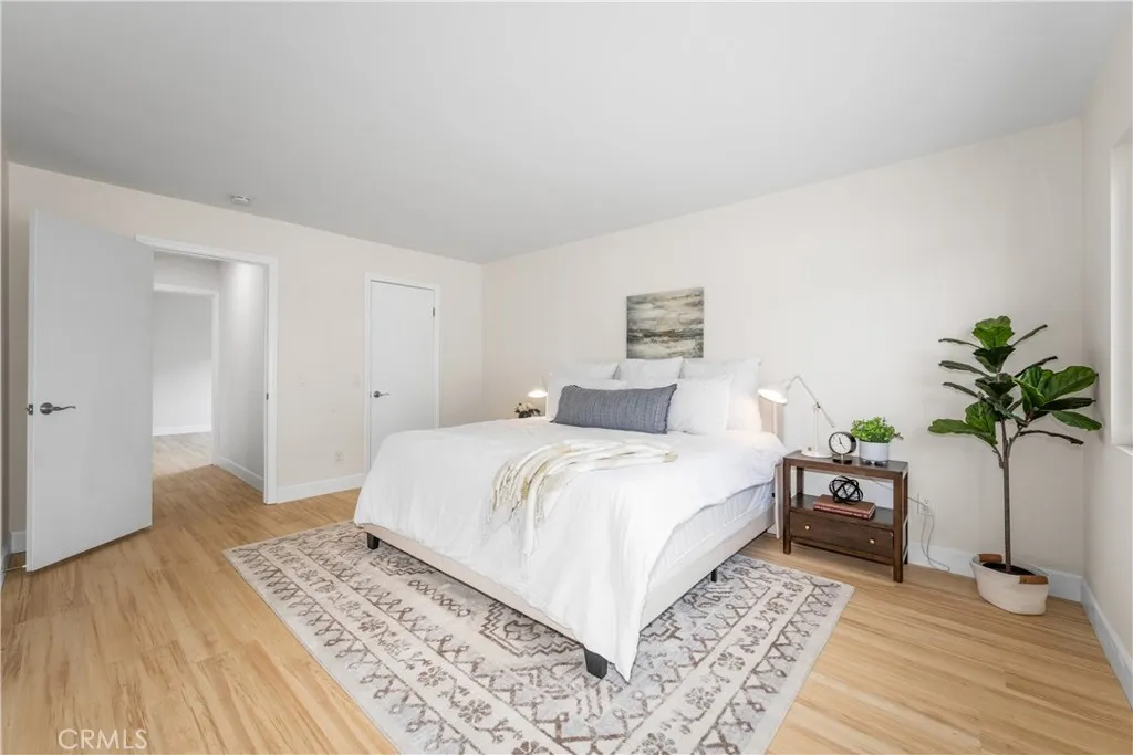 930 Helena Circle, Costa Mesa, California 92626 home-pic-24